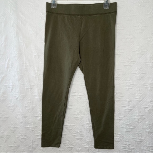 aerie Pants - Aerie woman’s mid short leggings